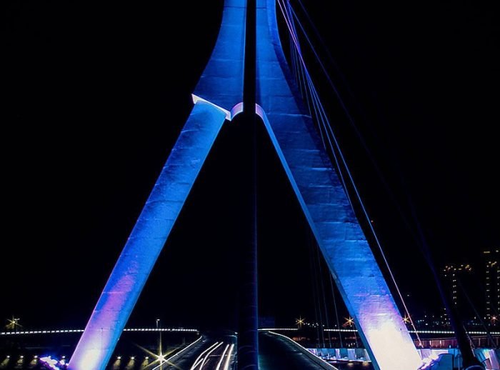 Lighting effect bridge with high building for super LED high power projector lamp Lighting effect bridge with high building for super LED high power projector lamp