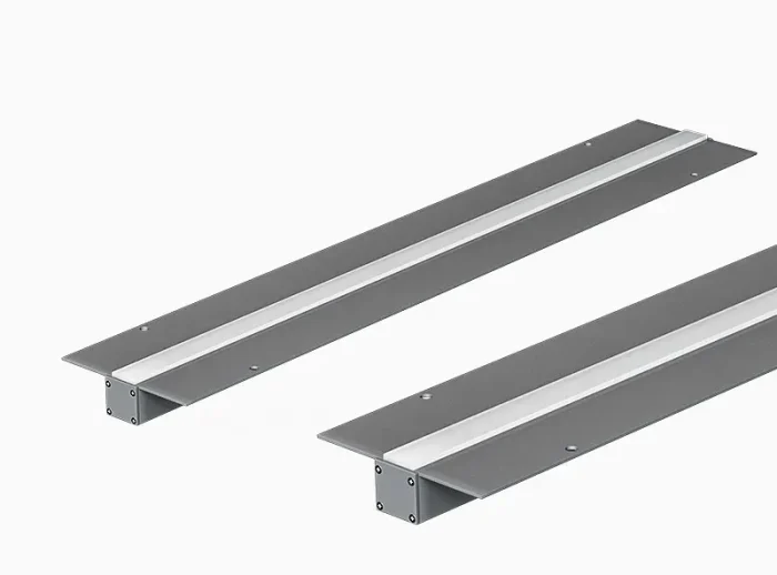 Surface mounted outdoor recessed linear led lighting & in-floor rigid light lines Surface mounted outdoor recessed linear led lighting & in-floor rigid light lines
